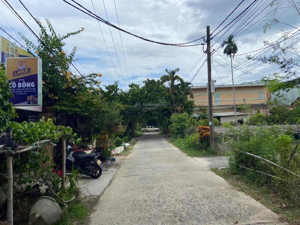Bán lô đất 100m2 thôn yến nê 1  hòa tiến cách đường 50m, đất sạch đẹp cao ráo, dân đông kín
