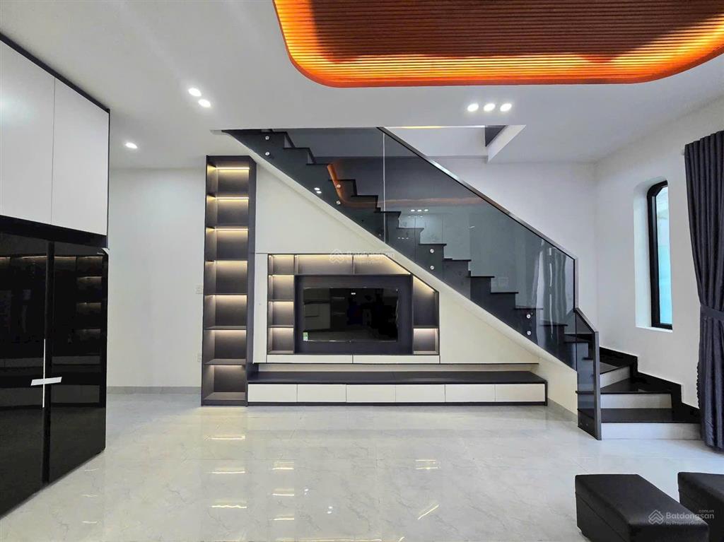 Bán nhà 2 tầng kiệt bình thái 4  cách đường 30m, nhà full nội thất, vô ở liền