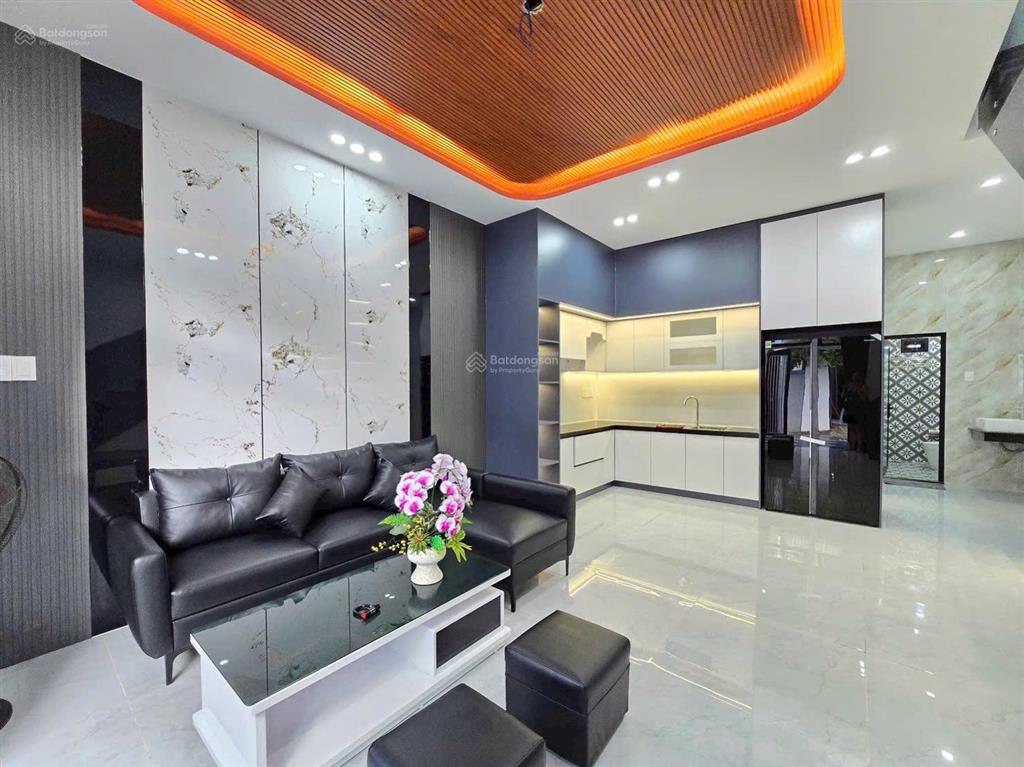 Bán nhà 2 tầng kiệt bình thái 4  cách đường 30m, nhà full nội thất, vô ở liền