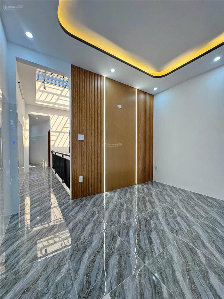 Bán nhà 2 tầng kiên cố, full nội thất hà đông phường điện bàn bắc vô ở liền