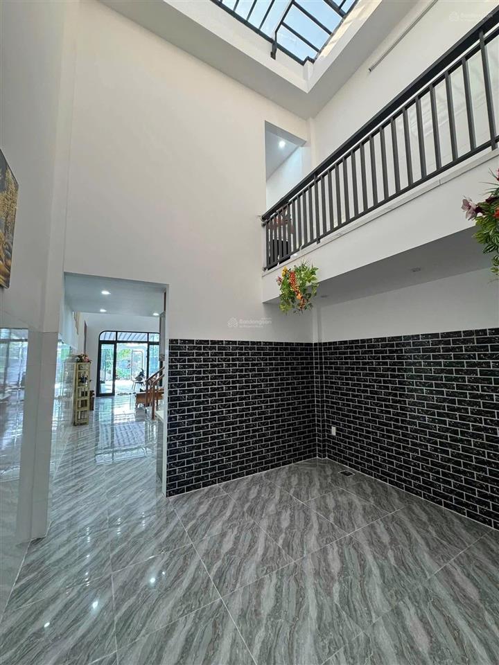 Bán nhà 2 tầng kiên cố, full nội thất hà đông phường điện bàn bắc vô ở liền
