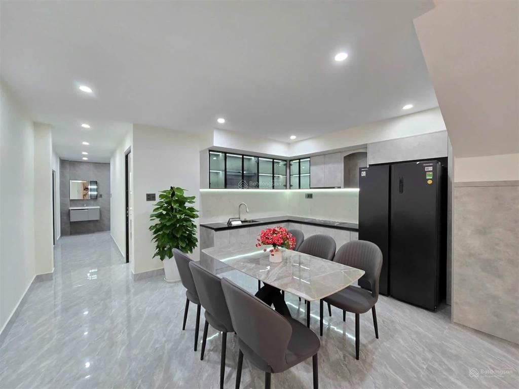 Chủ gửi nhà 2 tầng 2 mê đường ô tô thôn giáng đông  hòa xuân sát đường vành đai
