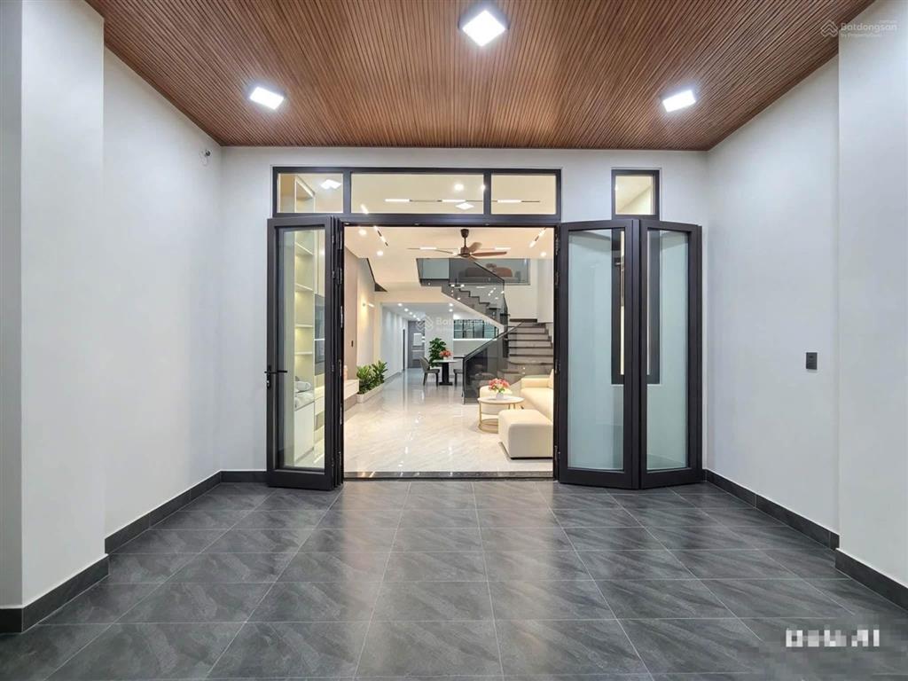 Chủ gửi nhà 2 tầng 2 mê đường ô tô thôn giáng đông  hòa xuân sát đường vành đai