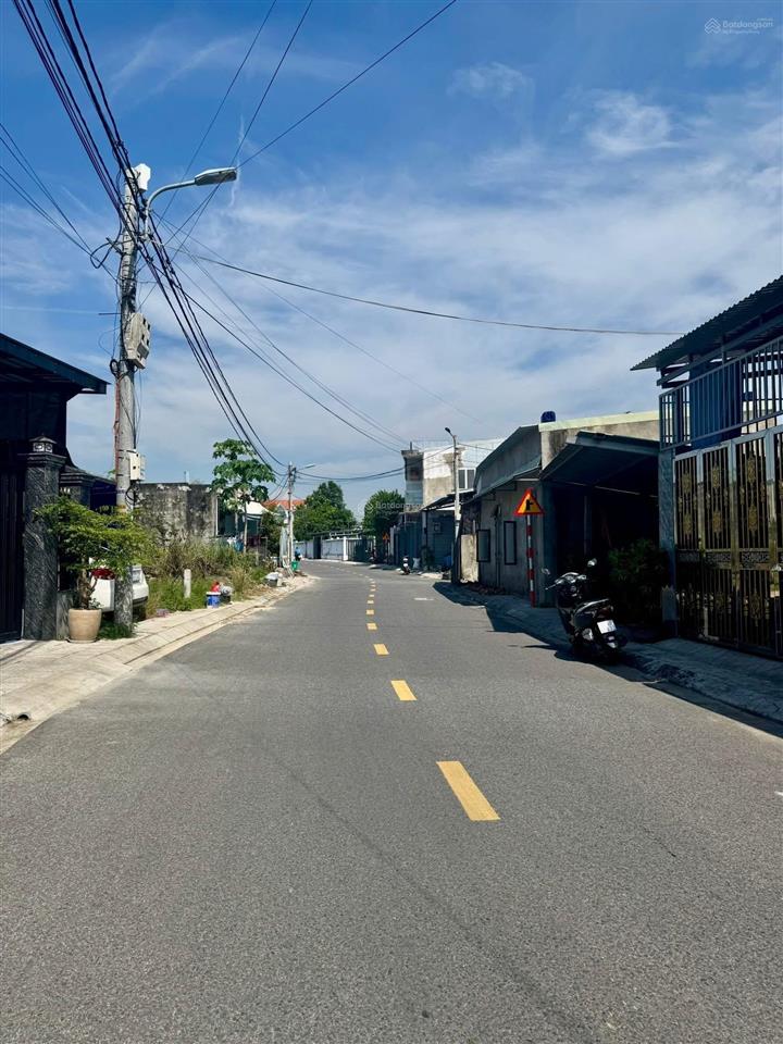 Bán lô đất đường nhựa yến nê 1 sát đường dt 605 khu vui chơi hoà tiến, gần công viên