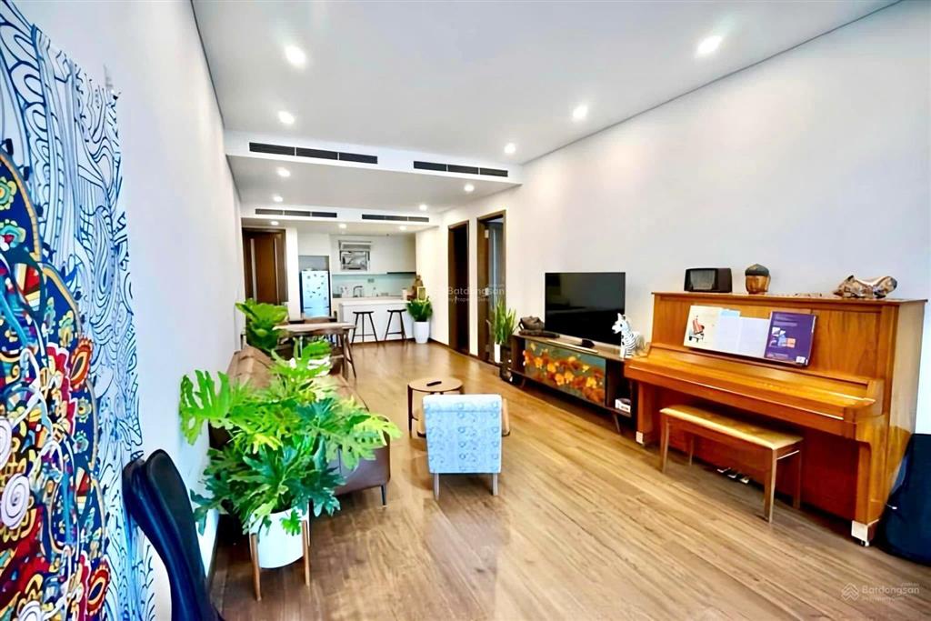 Bán gấp căn góc 3pn 126m2 tầng trung view trực diện sông hồng tại tòa t3 chung cư sun ancora