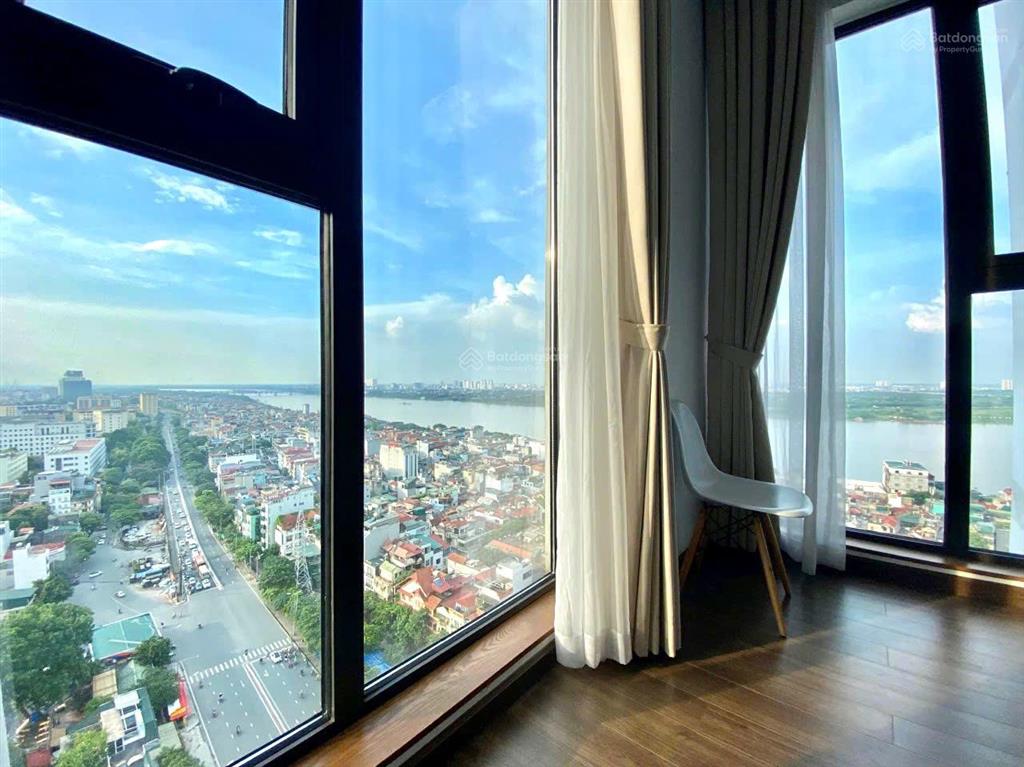 Bán gấp căn góc 3pn 126m2 tầng trung view trực diện sông hồng tại tòa t3 chung cư sun ancora