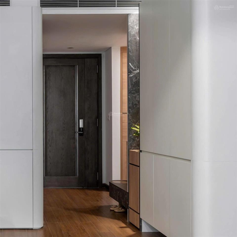 Chuyển công tác cần bán gấp căn 2pn/2wc diện tích 90m2 view sông hồng tại sunancora số 3 lương yên