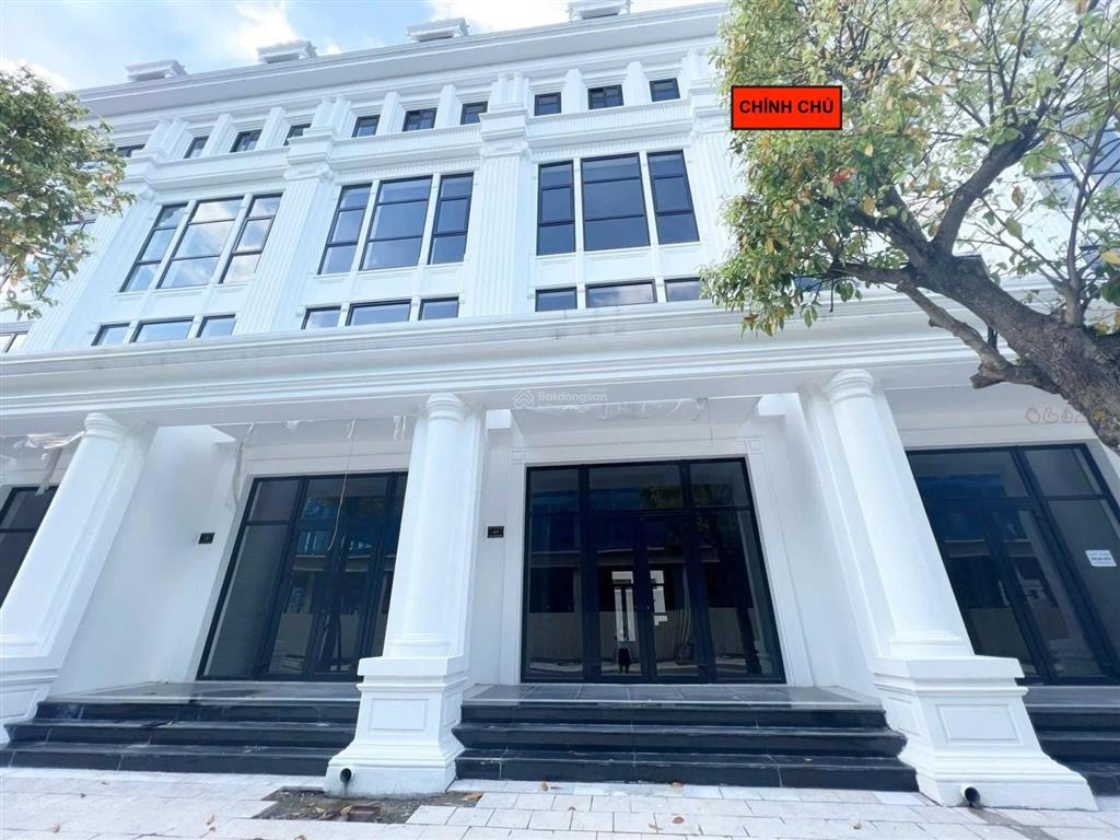 Bán gấp căn liền kề giá rẻ nhất tại louiscity diện tích 100m2 đường trước nhà 13,5m giá chỉ 25 tỷ