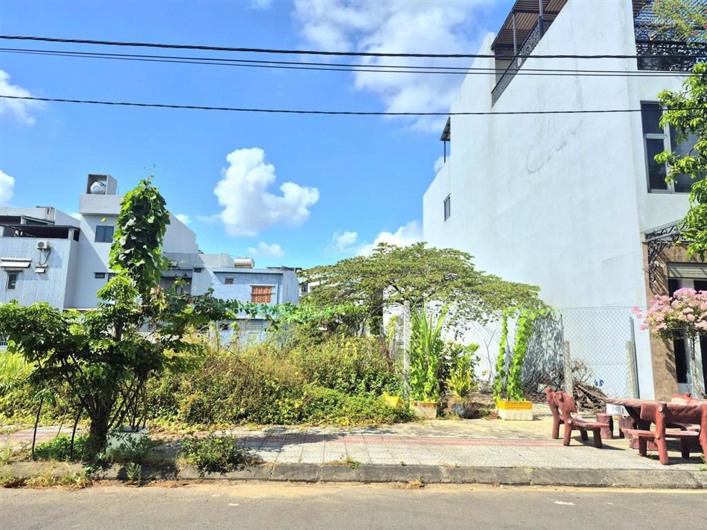 Bán lô đất đường lê minh trung , view trường thoáng mát, gần sông, sát ngã tư mai chí thọ