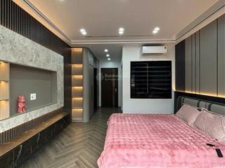 Hot! nhà mới nguyễn đức cảnh 5 tầng thang máy  sát phố  full nội thất  43m chỉ 14.x tỷ