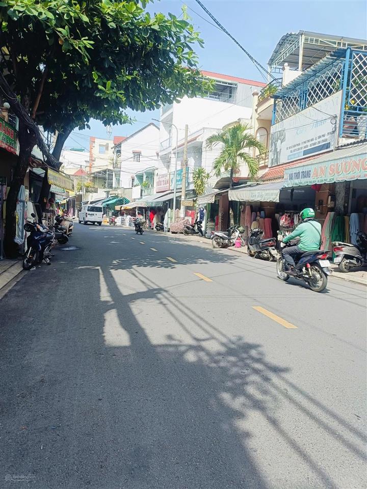 Bán nhà đẹp hẻm xe hơi, dt 4x16m, 1 trệt 1 lầu, hẻm thông vườn lài, q. tân phú