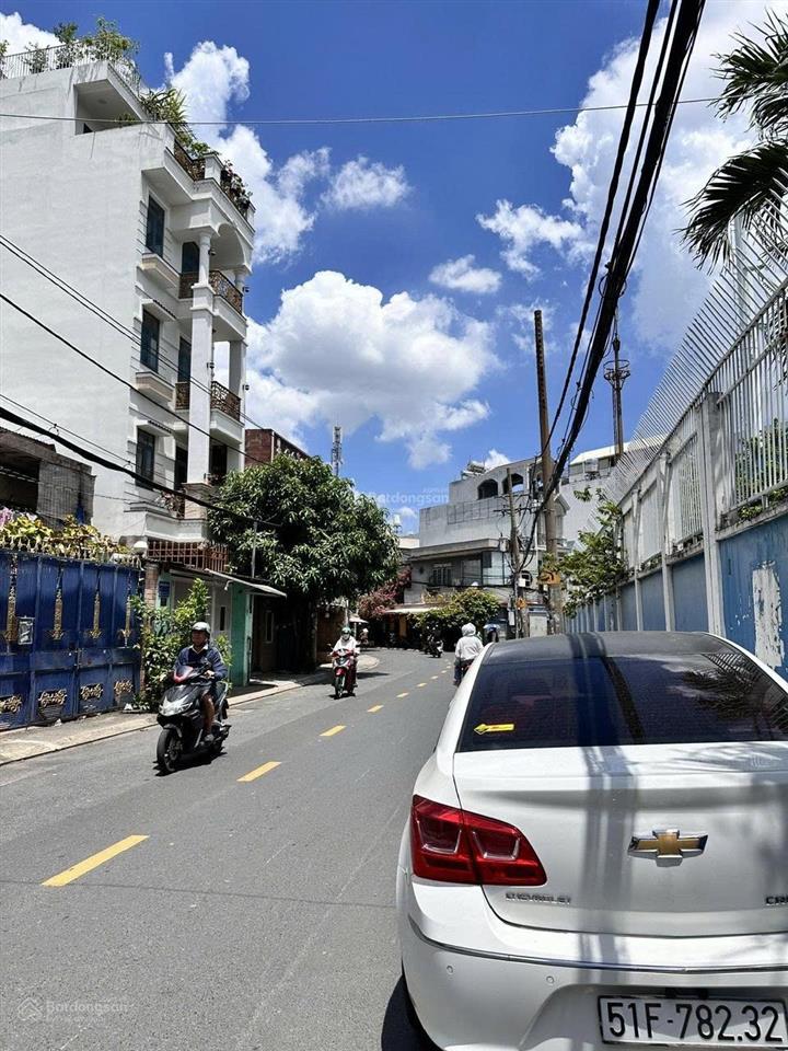 Bán nhà nát tiện xây mới hẻm 6m thông âu cơ, q.tân phú, ngay ba vân + trương công định, dt 4x23m