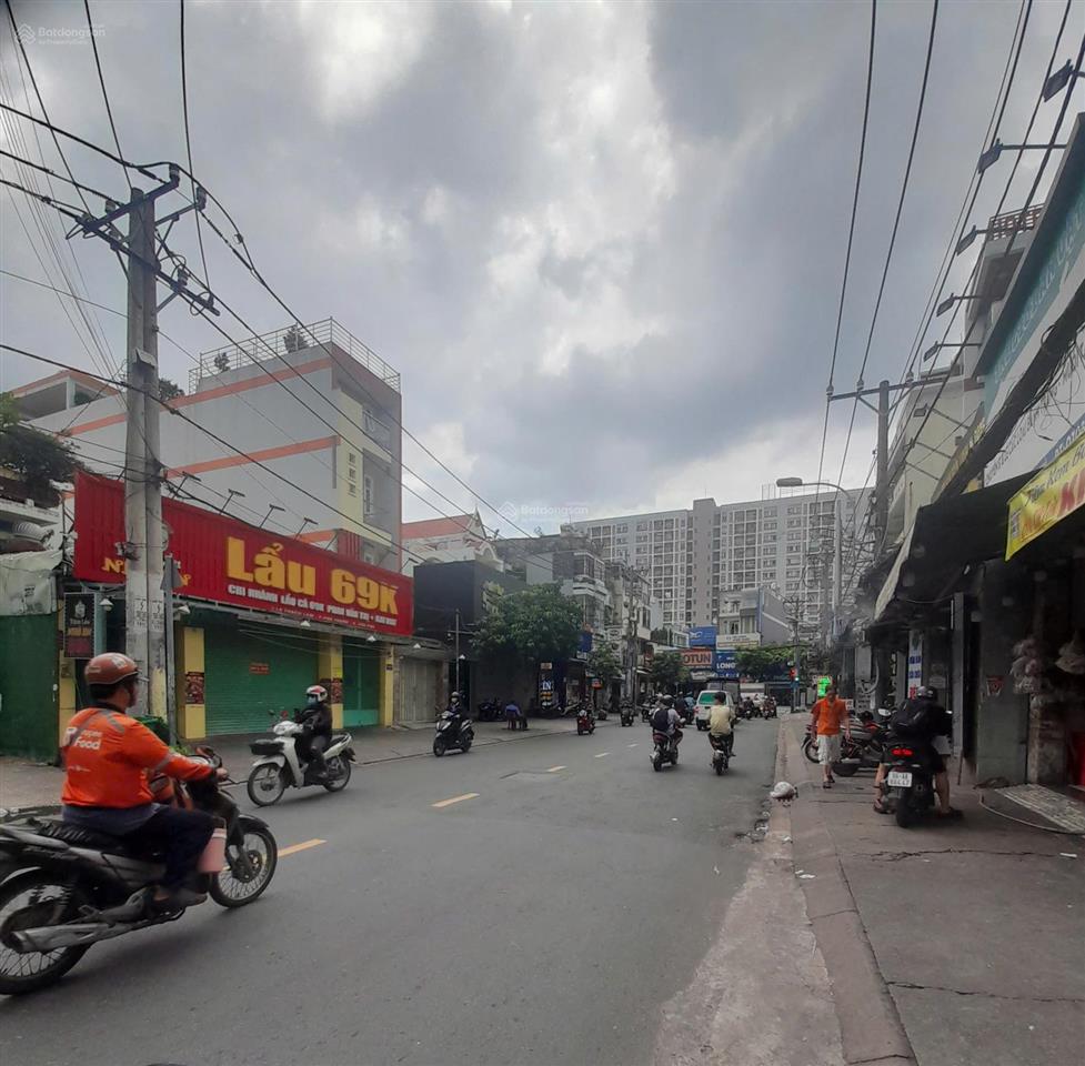 Bán nhà hẻm xe hơi 6m thạch lam, q. tân phú, dt 4x17m, nhà cấp 4