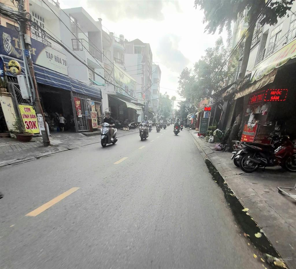 Bán nhà mặt tiền trịnh đình trọng, q.tân phú, dt 53m2, lửng + 2 lầu, giáp với q.11