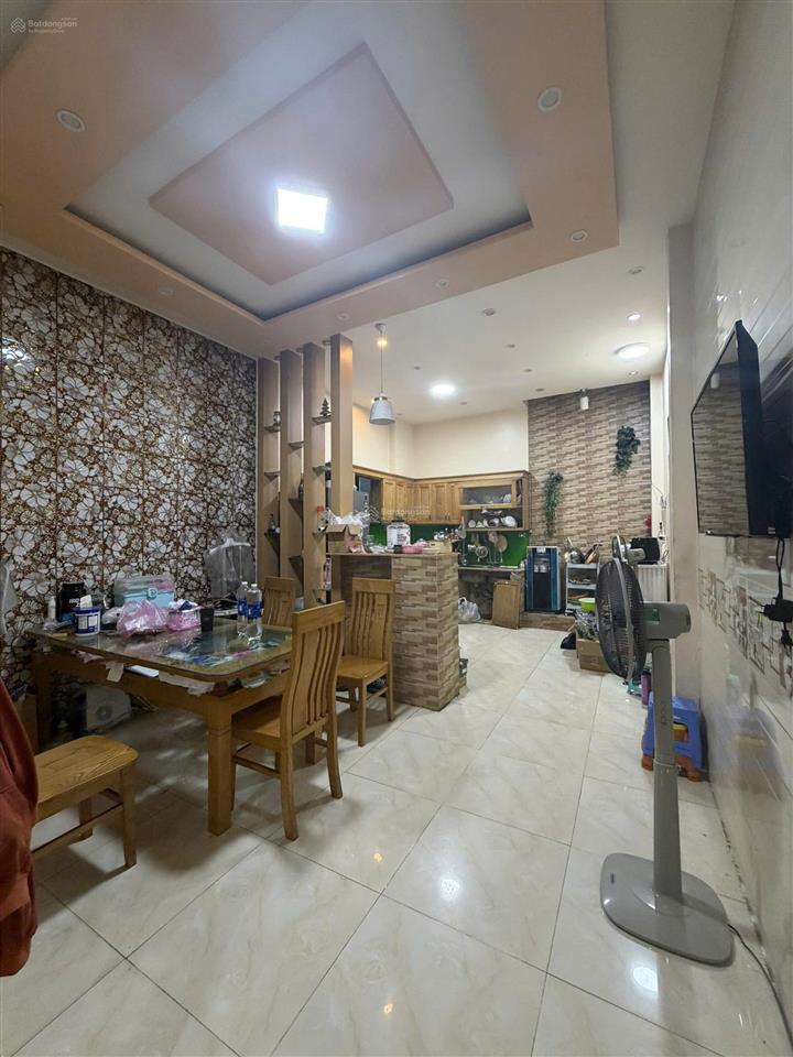 Bán nhà mtkd trịnh đình trọng, quận tân phú, dt 4x15m, 1 lầu, giáp q.11