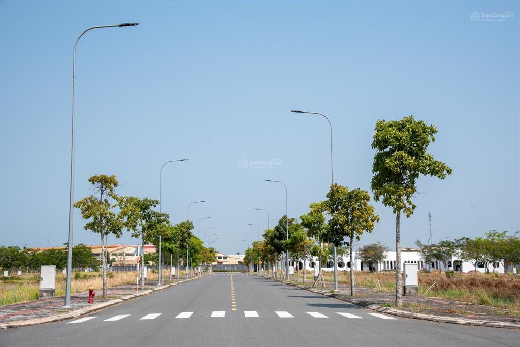 Kẹt tiền, cần bán lô đất nền dự án lago centro, 1,795 tỷ, 75m2, lương bình, bến lức, long an