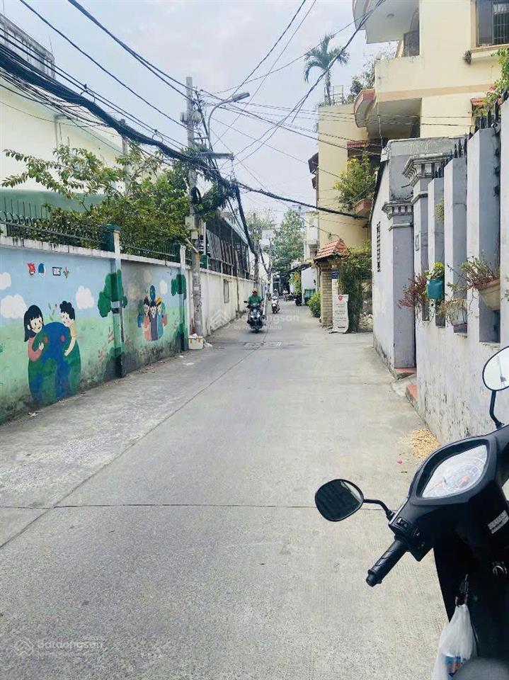 Bán nhà hxt đường tô hiến thành q10 dt( 6 x 11m) giá 13.5 tỷ