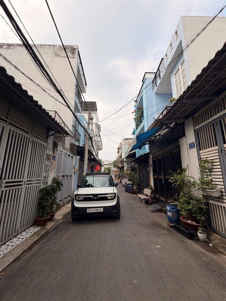 Bán nhà ngay chợ gò xoàigiáp tân phú56m24tầnghẻm xe hơi 7mnhỉnh 5 tỷ