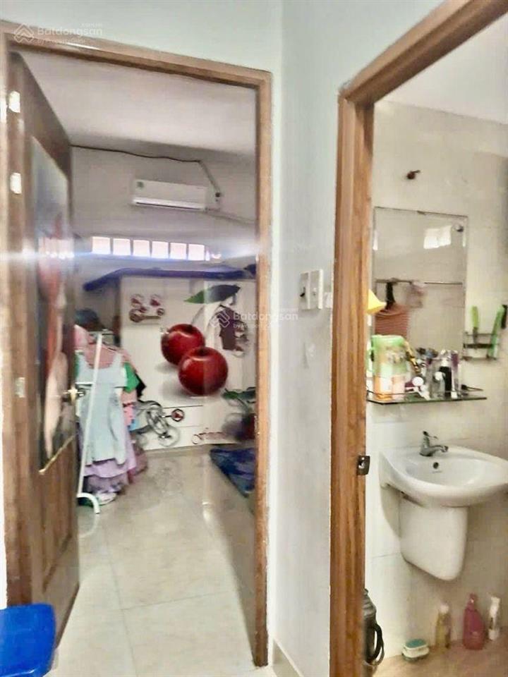 Bán nhà ngay chợ gò xoàigiáp tân phú56m24tầnghẻm xe hơi 7mnhỉnh 5 tỷ