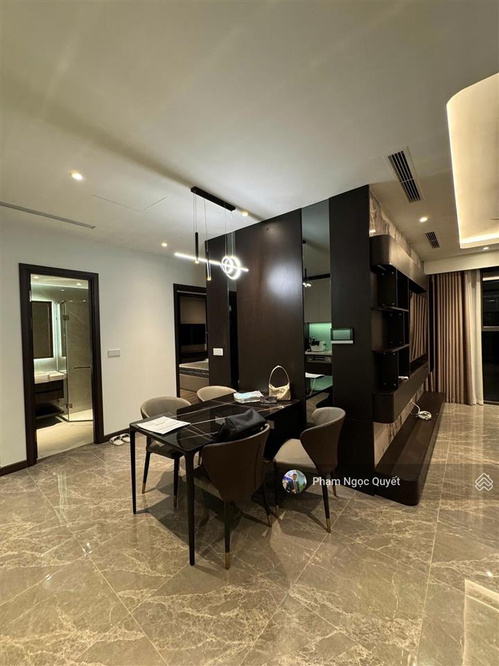 (giá thật) chính chủ bán căn góc 73m2 2pn + 2wc view hồ full nội thất đẹp the gloria by silk path