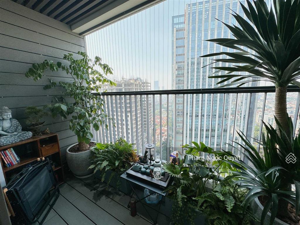 (giá thật) chính chủ bán căn 100m2, 3pn + tầng trung + full nội thất đẹp giá 10.9 tỷ cc golden palm