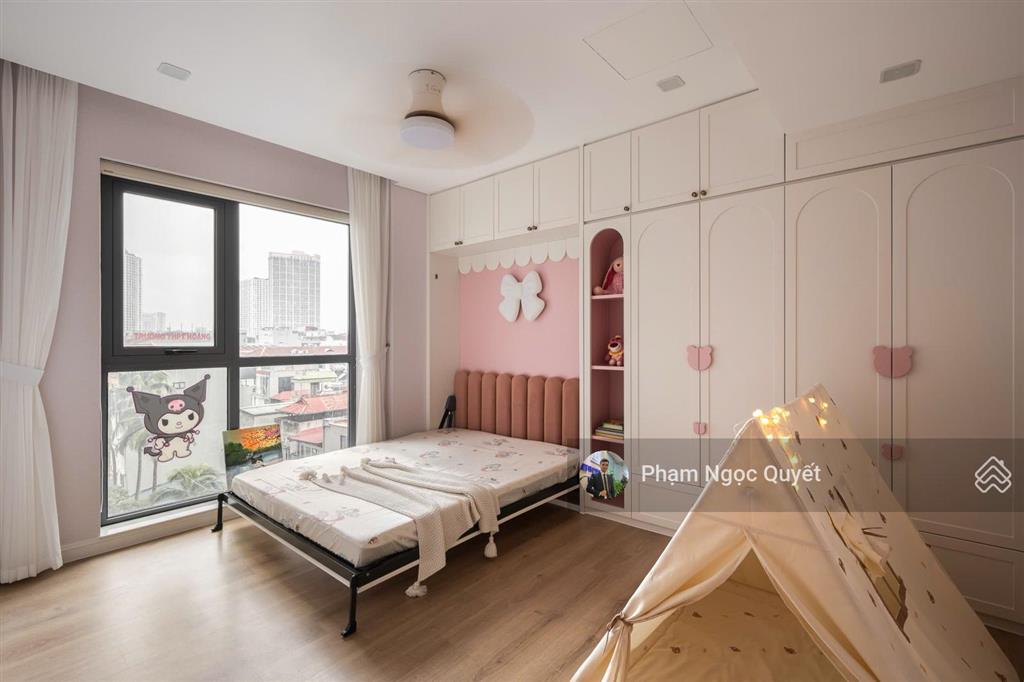 Chính chủ bán căn 105m2, 3pn + 2wc tầng trung full nt đẹp giá 13,7 tỷ cc brg the diamond residence