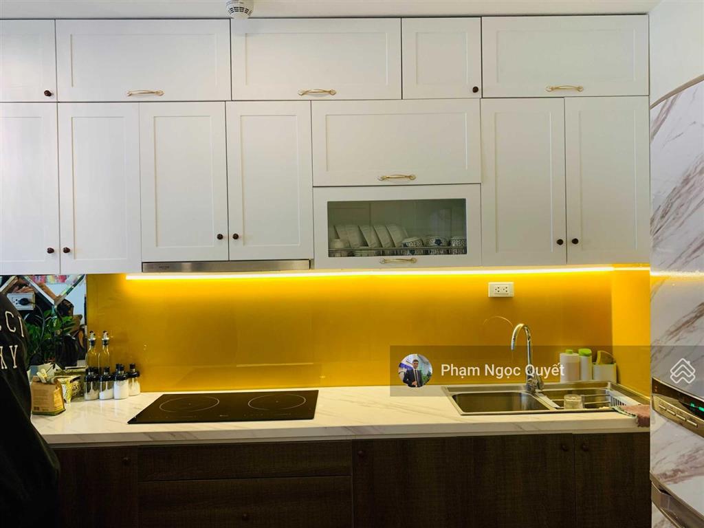 (giá thật) chính chủ bán căn 70m2 2pn + 2wc tầng trung bc đông nam giá 8,2 tỷ cc hn center point