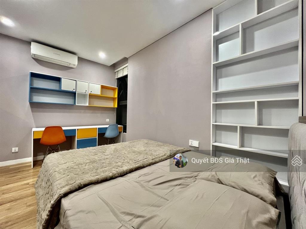 (giá thật) chính chủ bán căn góc 73m2, 2pn + 2wc full nội thất giá 8.1 tỷ cc the legend