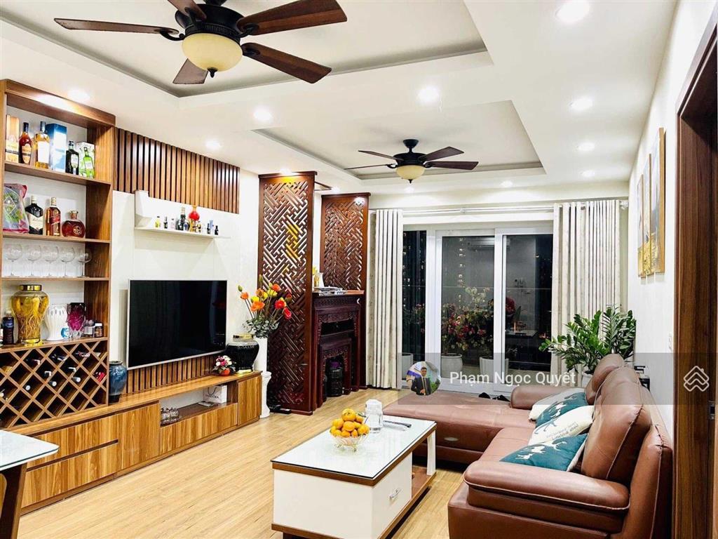 (giá thật) chính chủ bán căn 122m2, 3pn + 2wc tầng trung full nội thất giá 12,8 tỷ cc 24t3