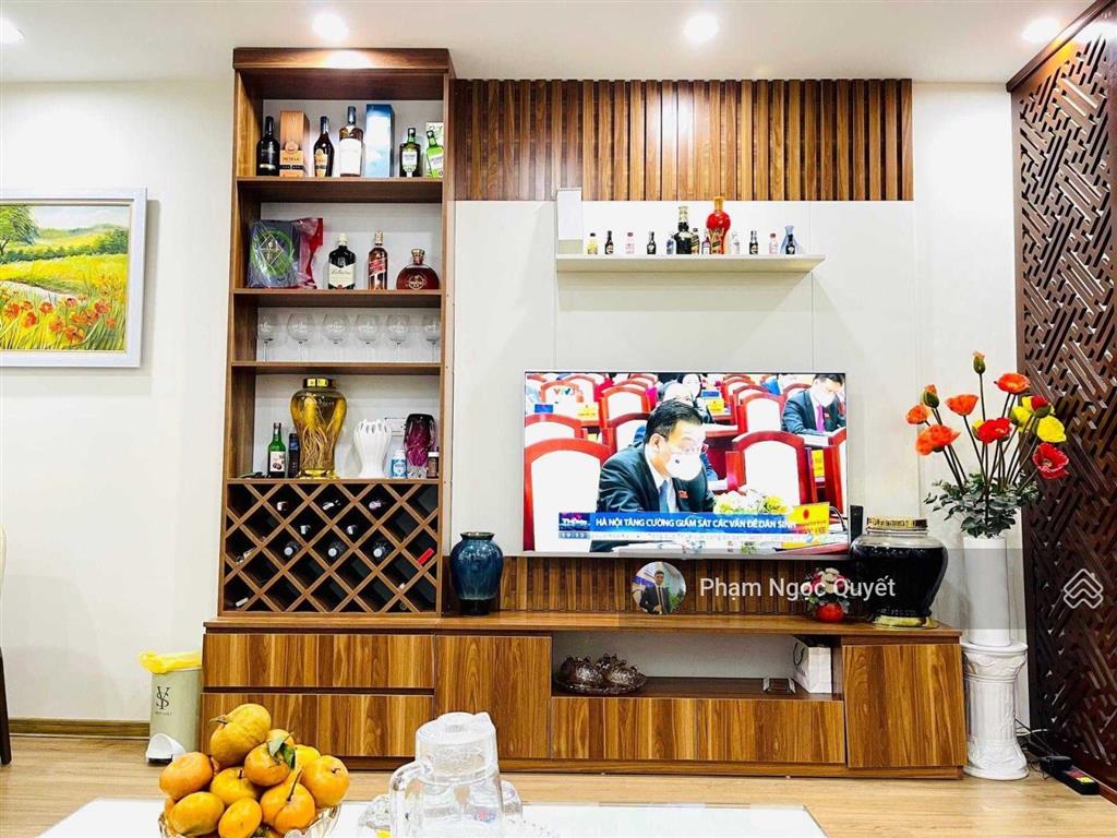 (giá thật) chính chủ bán căn 122m2, 3pn + 2wc tầng trung full nội thất giá 12,8 tỷ cc 24t3