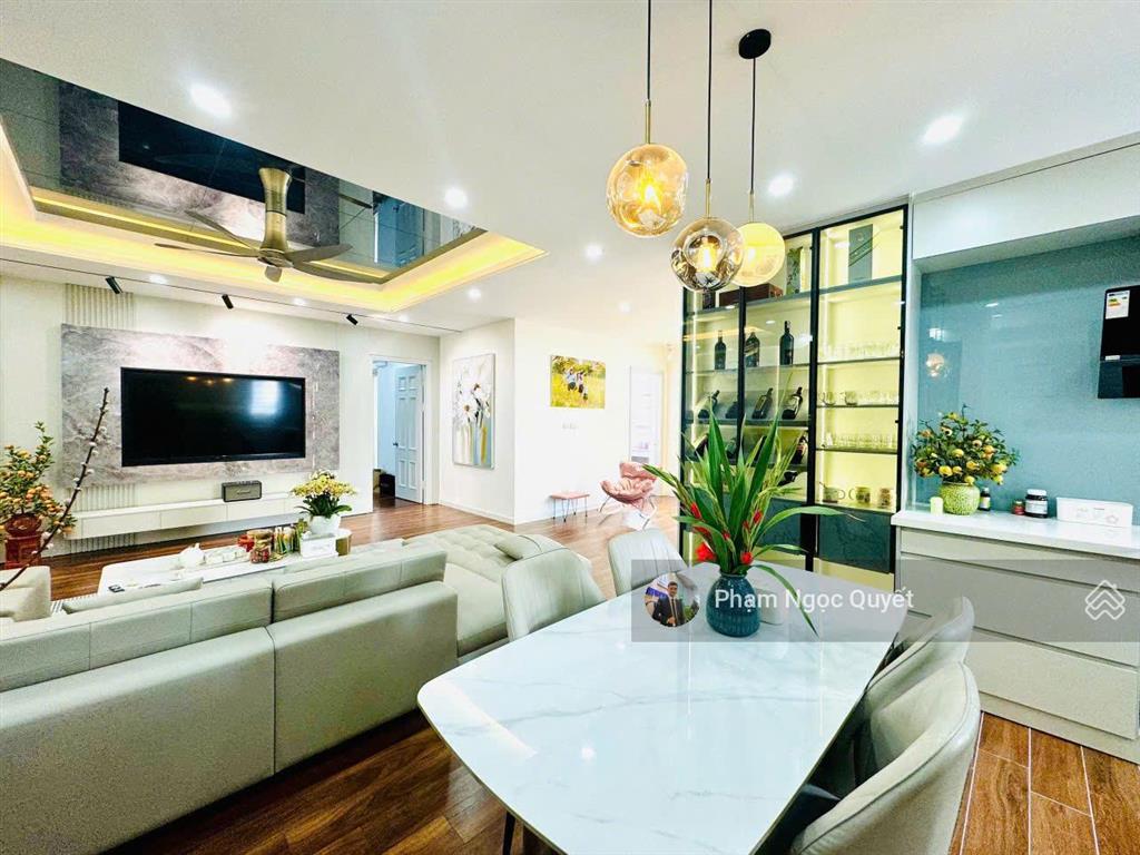 (giá thật) chính chủ bán gấp căn 152m2 3pn + 2wc full nội thất tòa 29t chung cư n05. . 0938 526 ***