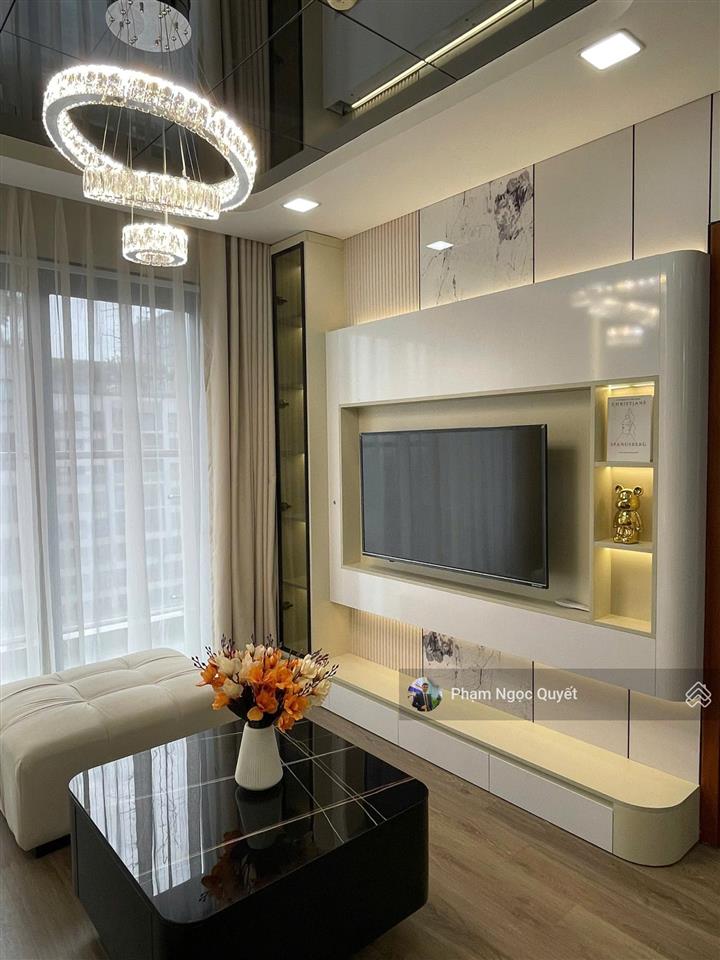 ( giá thật ) chính chủ bán căn 72m2 2pn +2wc full nội thất sang xịn đẹp giá 8,4 tỷ cc rivera park