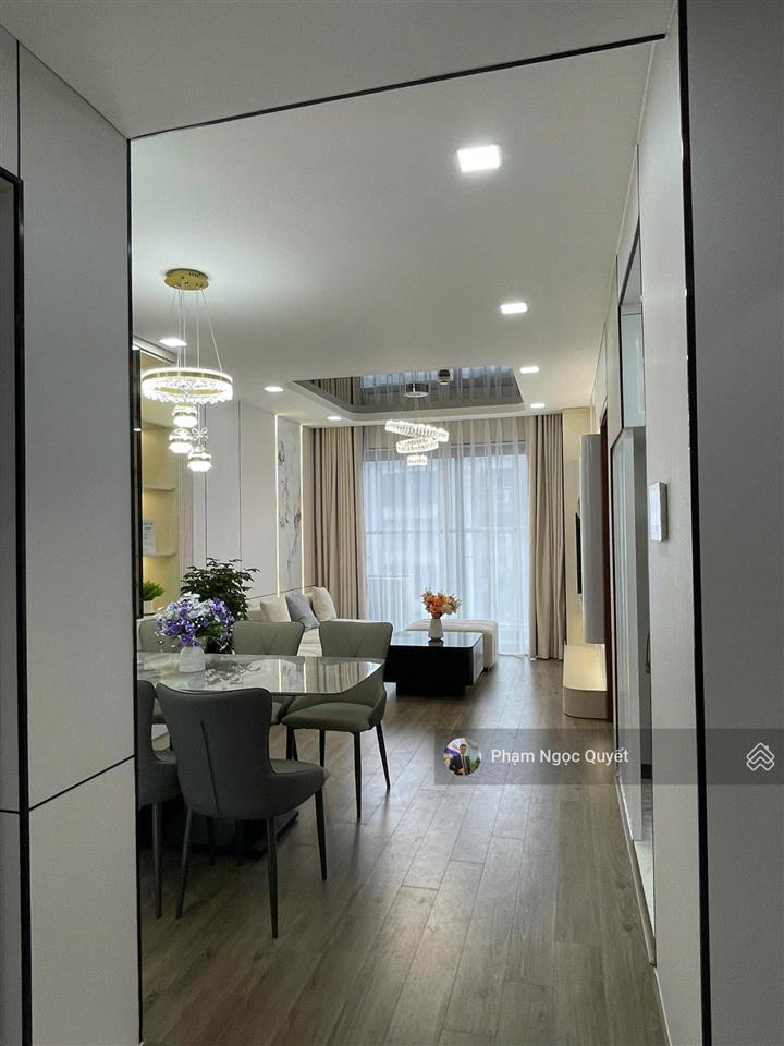( giá thật ) chính chủ bán căn 72m2 2pn +2wc full nội thất sang xịn đẹp giá 8,4 tỷ cc rivera park