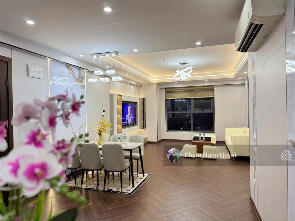 (giá thật) chính chủ bán căn 111,3m2 3pn + 2wc tầng trung full nội thất giá 9,8 tỷ cc vinata tower