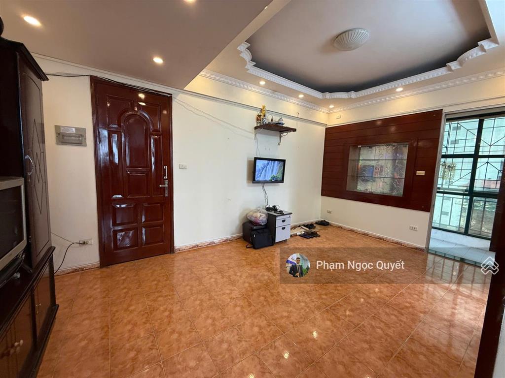 Bán căn hộ chung cư tại kđt định công 60,7m2 2pn + 1wc (sửa được 2wc) giá 4,2 tỷ nơ 14
