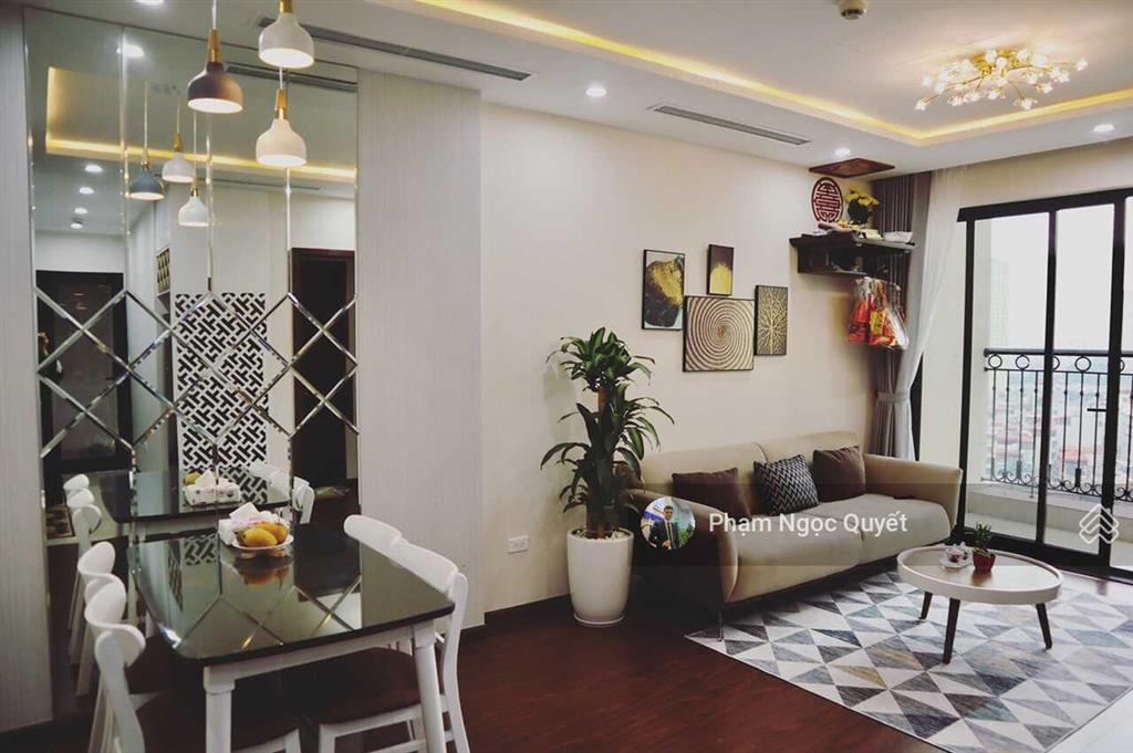 Giá thật  chính chủ bán căn 78m² 2pn + 2wc ban công đn full nội thất giá 5,8 tỷ cc roman plaza