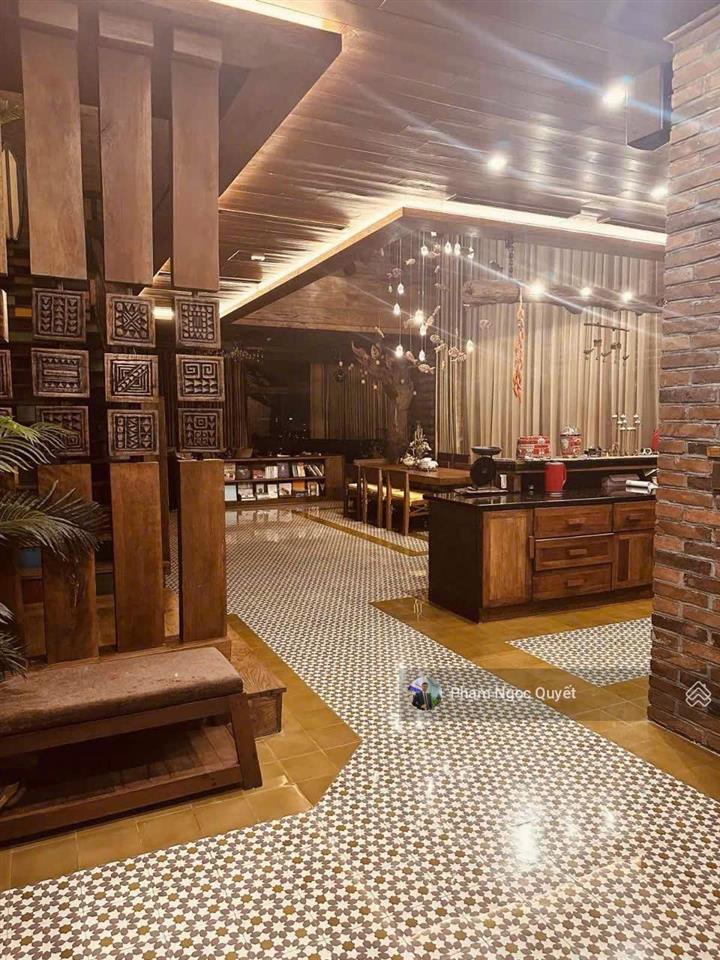 (giá thật) chính chủ bán căn penhouse 470m² 5 phòng ngủ +5 wc có bể bơi, hầm rượu full nt 49 tỷ
