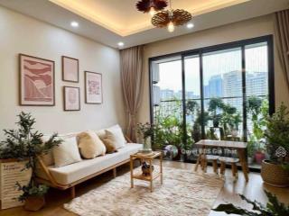 (giá thật). chính chủ bán căn 90m2 3pn + 2wc tầng trung đẹp vinhomes d'capitale