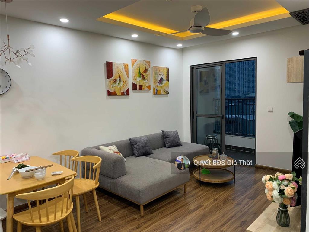 Giá thật chính chủ bán căn 83m2, 2pn bc đông nam full nội thất giá 8,35 tỷ cc the golden palm
