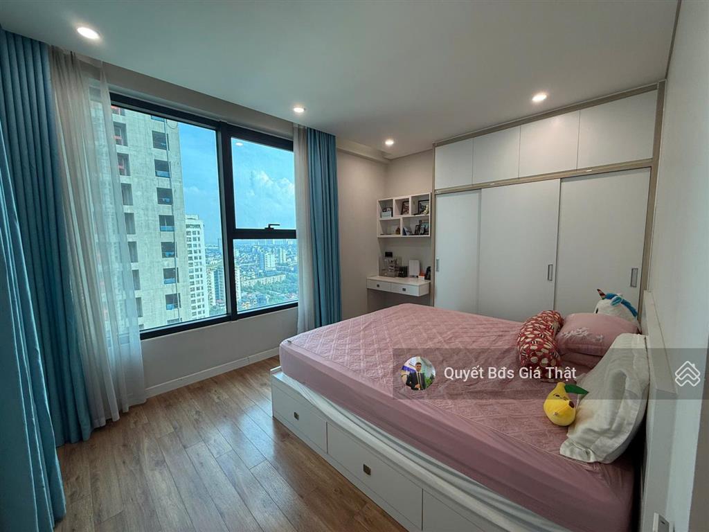 Giá thật chính chủ gửi bán căn góc 72,5m2, 2pn + 2wc full nội thất giá 8.45 tỷ cc the legend