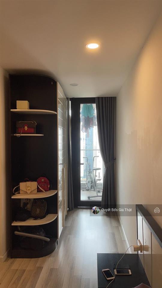 (giá thật) chính chủ bán căn 63m2 2pn + 2wc tầng trung giá 7,6 tỷ cc hà nội center point