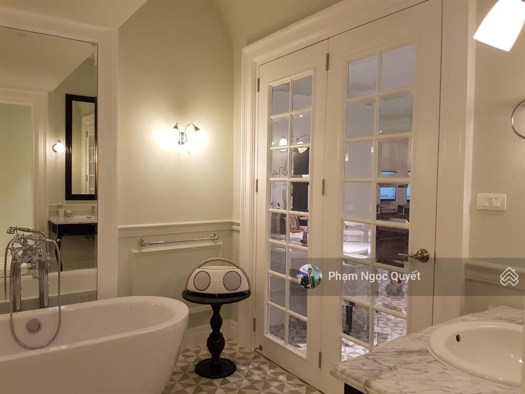 Chính chủ bán biệt thự lô góc 165m² sổ thiết kế 3 tầng 1 tum tại dự án golden westlake
