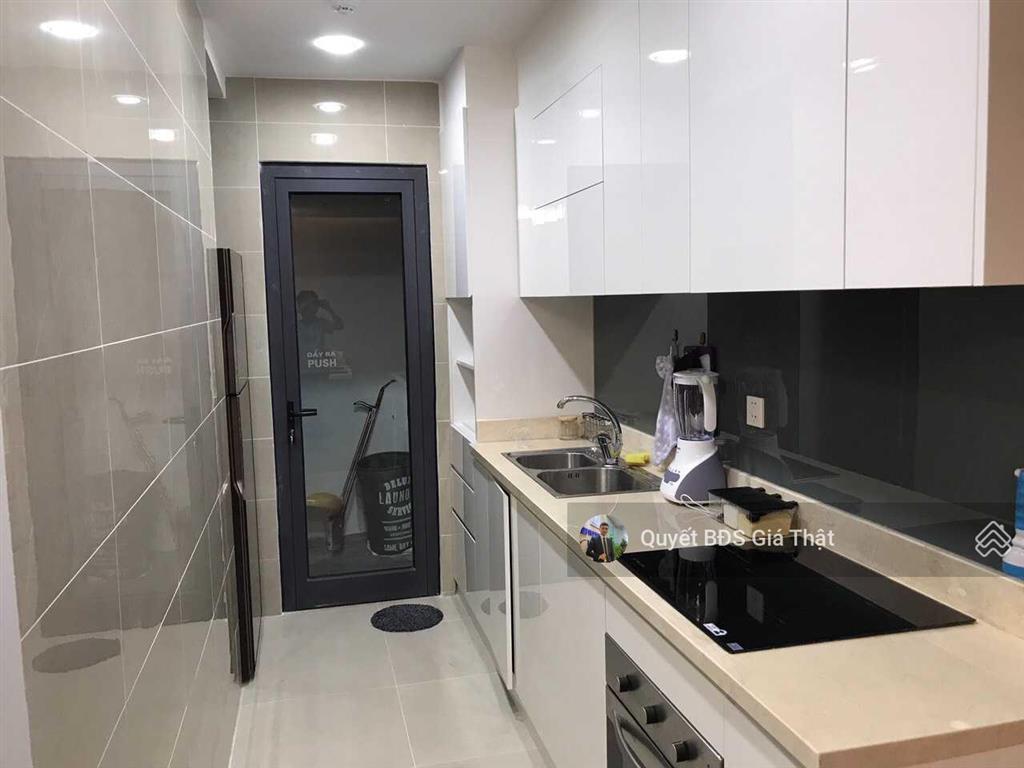 (giá thật) chính chủ bán căn 63m2 2 phòng ngủ cc 7,9 tỷ the diamond residence brg  25 lê văn lương