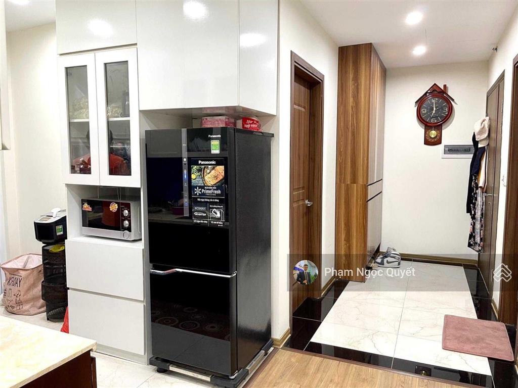 Giá thật chính chủ bán căn 86m2 2pn + 2wc tầng trung full nội thất giá 9,3 tỷ cc 24t3