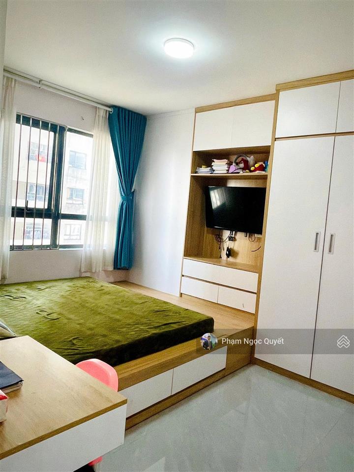 Giá thật chính chủ bán căn 102,8m2, 3pn + 2wc tầng trung full nội thất đẹp giá 5,5 tỷ the pride