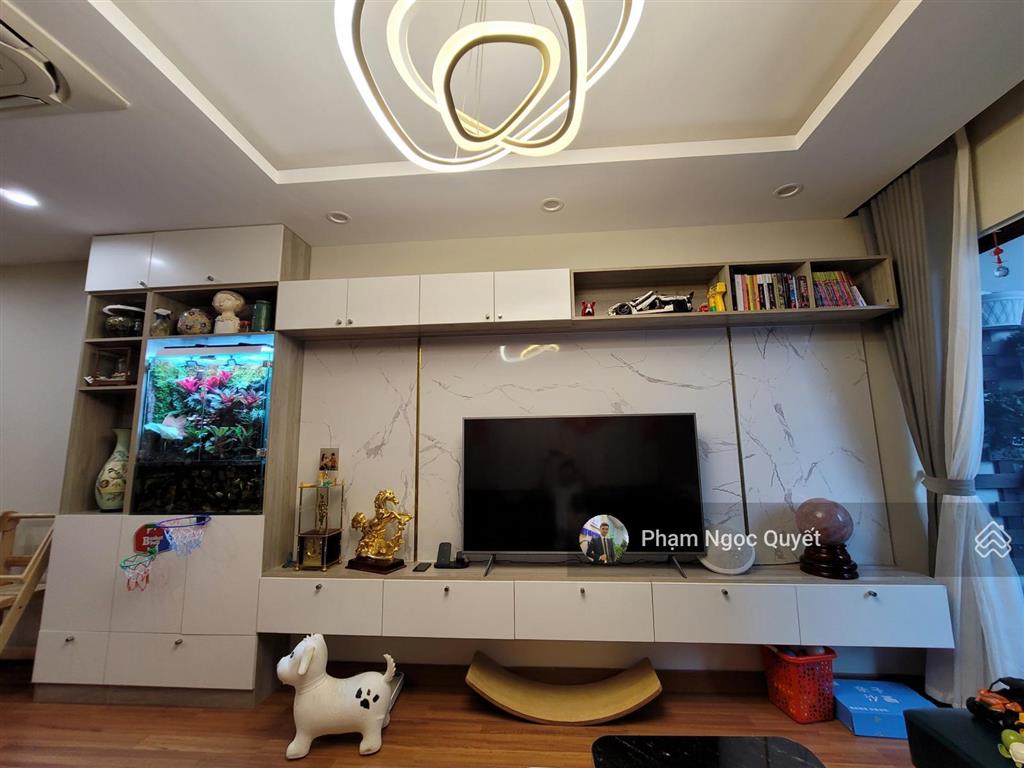 Chính chủ cần cho thuê căn 80m2 3pn +2wc full nội thất giá 17tr/tháng cc goldseason