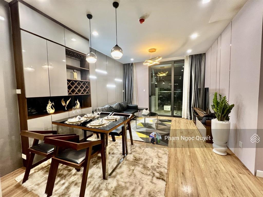 Chính chủ cho thuê căn góc 73m2 2pn + 2wc full nội thất đẹp giá 16tr/tháng cc the legend