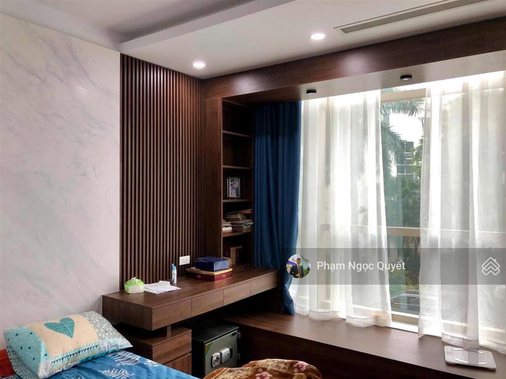 Giá thật. chính chủ bán căn 134m2 3pn + 2 wc full nội thất đẹp cc mandarin garden