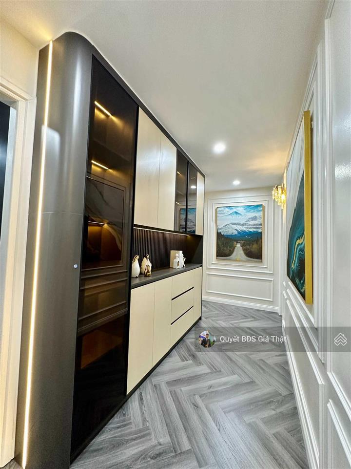 (giá thật) chính chủ bán căn 130m2 2pn + 2wc tầng trung full nt sang xịn đẹp 13 tỷ cc royal city