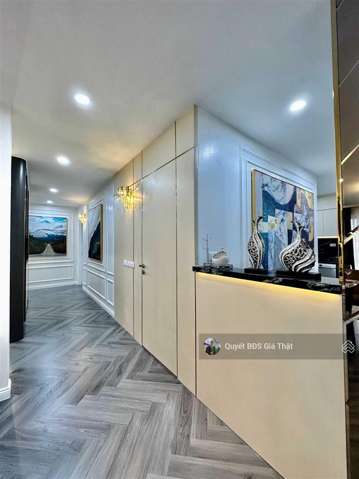 (giá thật) chính chủ bán căn 130m2 2pn + 2wc tầng trung full nt sang xịn đẹp 13 tỷ cc royal city